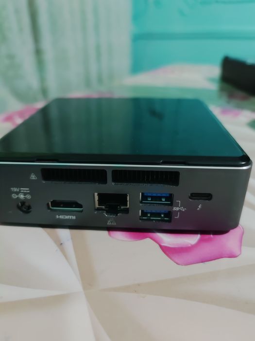 mini PC NUC7i5BNH