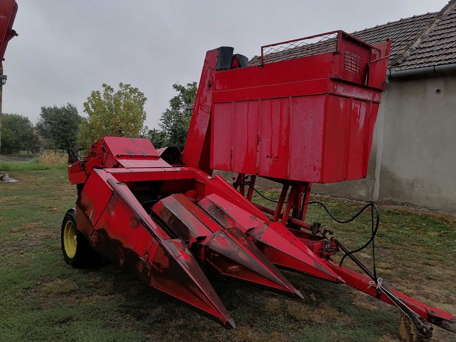 Culegator porumb 2 randuri zmaj222 piese