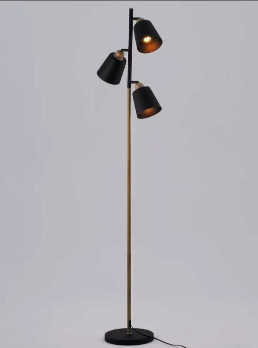 Торшер красивый современный