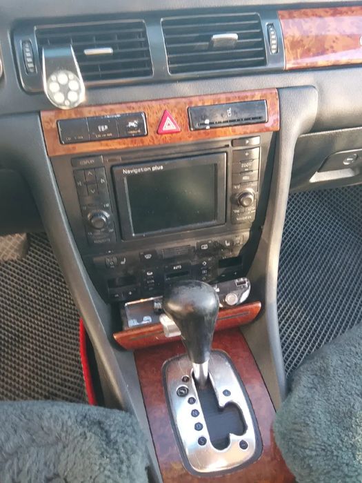 Продам ауди а6 с5 2002