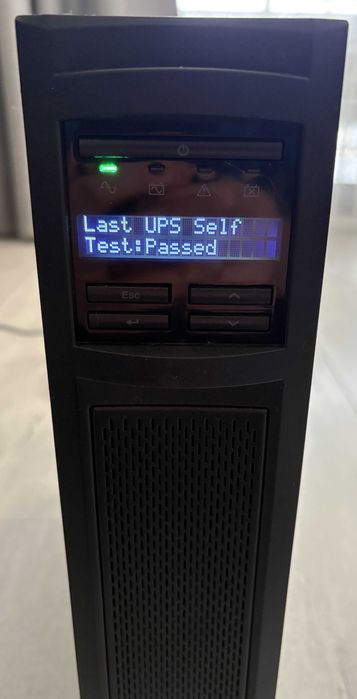 APC Smart-UPS X 750VA (SMX750I)