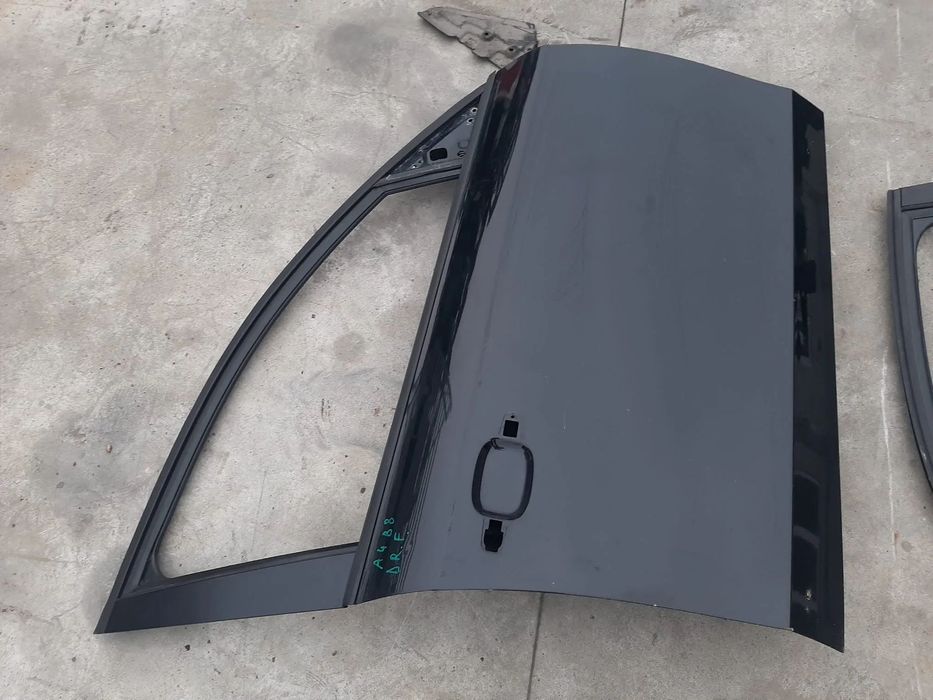 usa portiera dreapta  fata audi a4 b8  berlina