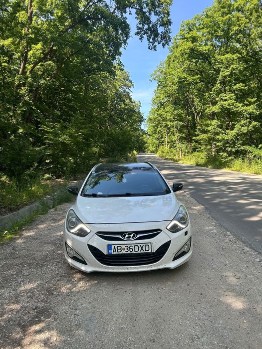 HYUNDAI i40 2012 — imagine 2