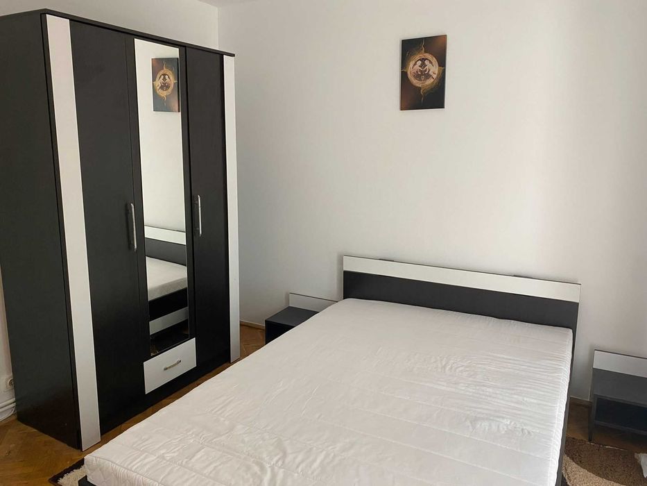 Închiriez apartament spațios cu 3 camere în Zona Soarelui, Timișoara