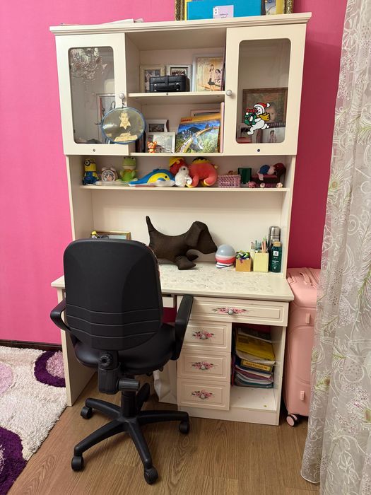 Подростковая мебель.