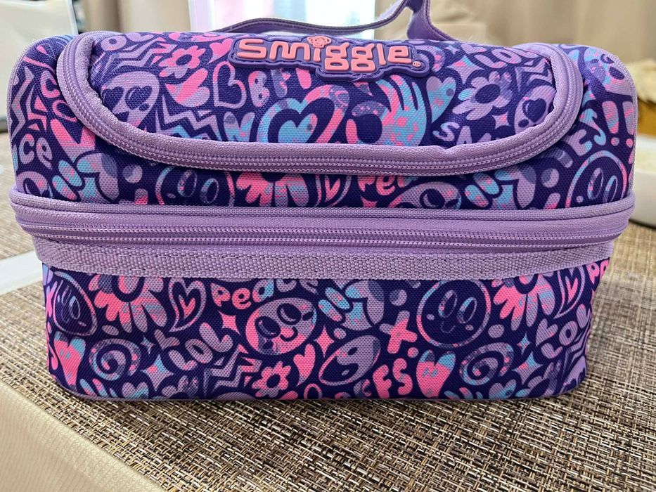 Кутия за храна Smiggle