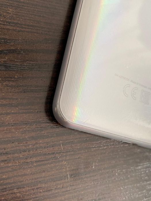 Продам телефон