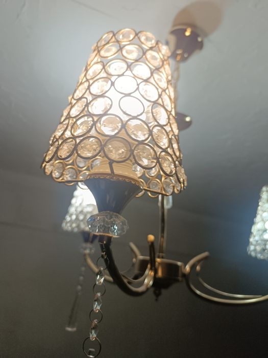 Люстра ( 3 плафона)