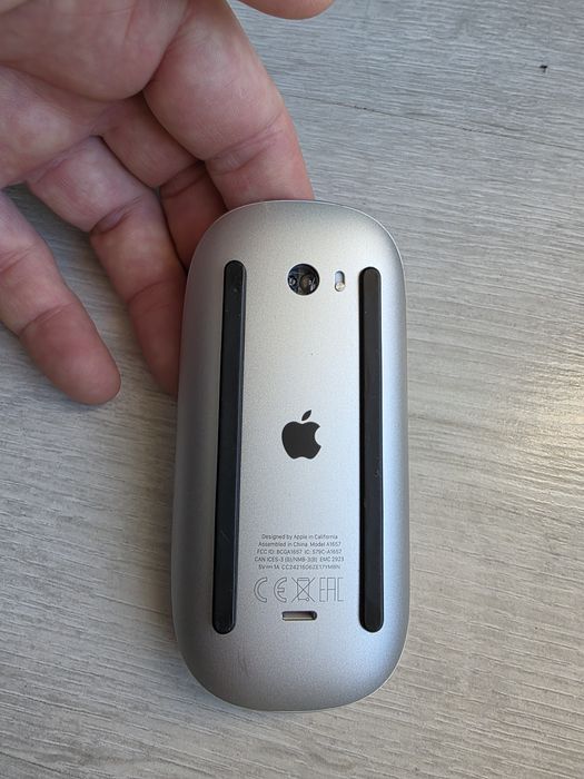 Apple Magic Mouse 2 model A1657