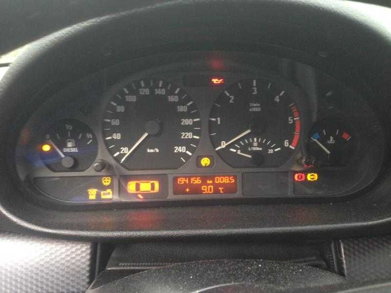 BMW 330 3.0 XD на части