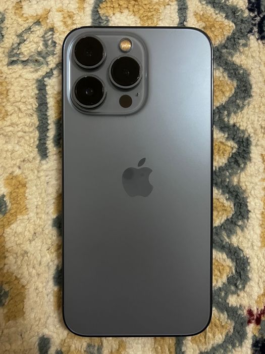 Iphone 13 pro blue