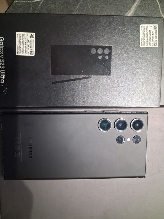 Samsung S23 ULTRA (512GB]