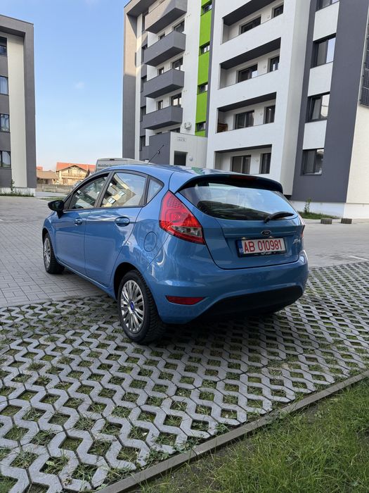 Ford Fiesta 2011 benzina