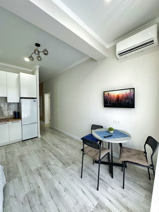 Сдам 2-комнатную квартиру помесячно с ремонтом и всей техникой