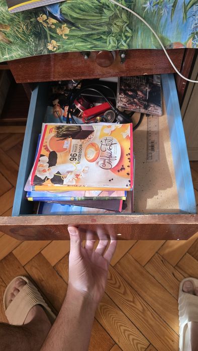 Продам письменный стол