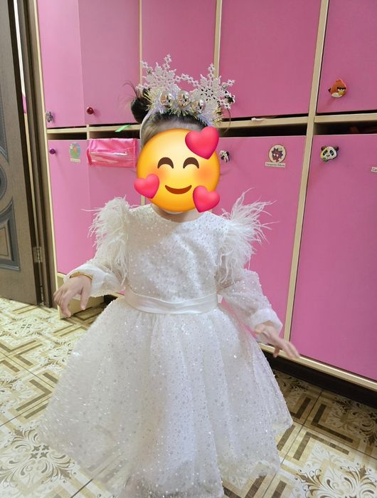 Белое торжественное платье для девочек