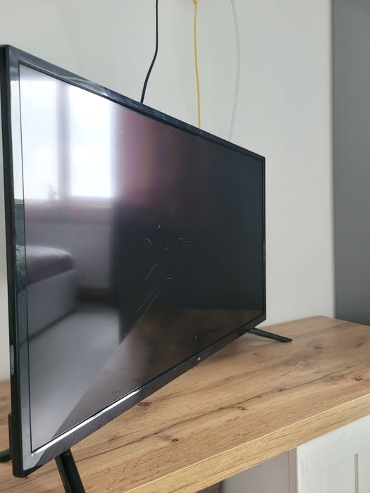 Vand televizor NEI - NU ESTE SMART