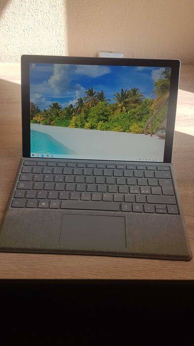 Microsoft Surface Pro 5