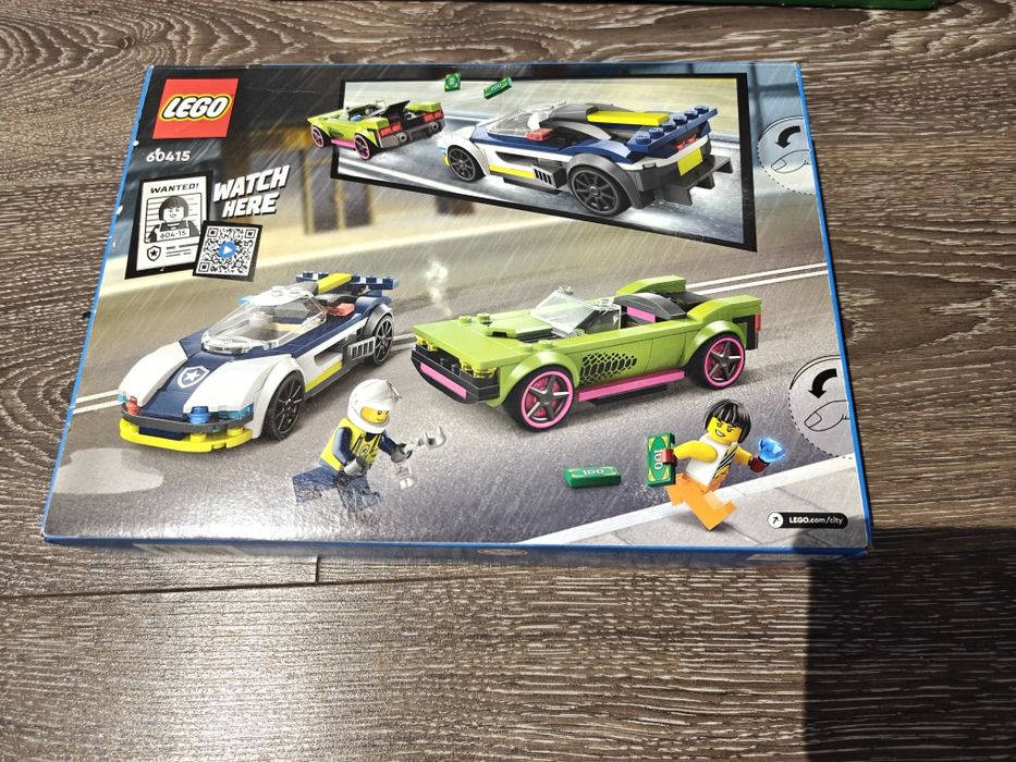 Set de constructie LEGO City - Urmarire cu masina de politie si masina puternica 60415, 213 piese, Jucarii pentru Baieti si Fete de 6+ ani, Sigilat