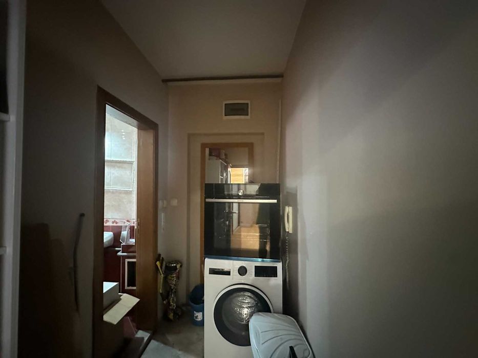 Апрартамент с три спални, 2 санитарни възела  и гараж