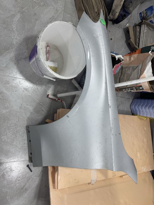 Передние крылья на Mercedes