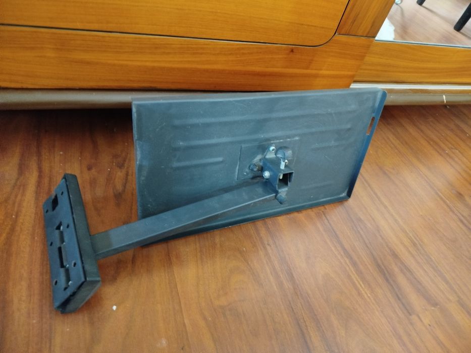 Продам кранштейн для телевизора