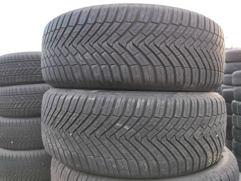 2бр Всесезонни гуми 205 55 17 - Continental - DOT 2023