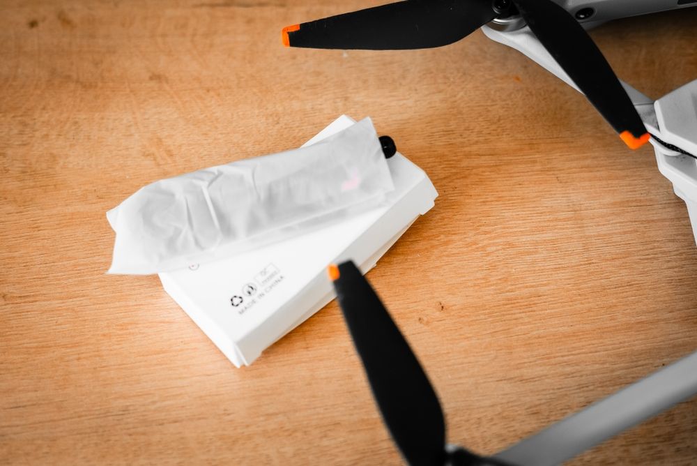 Дрон Mini pro 3  почти как новый