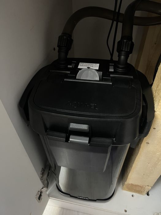 Аквариум 320 л с рыбками в полном комплекте