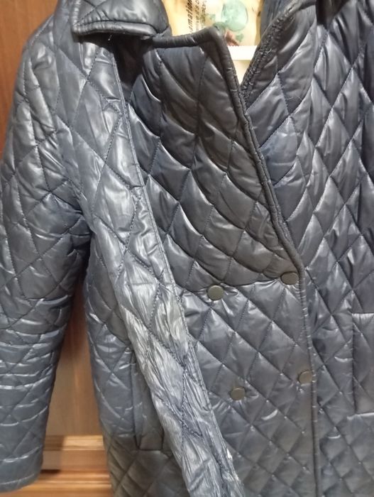 Продам куртку на зиму куртка сотилади