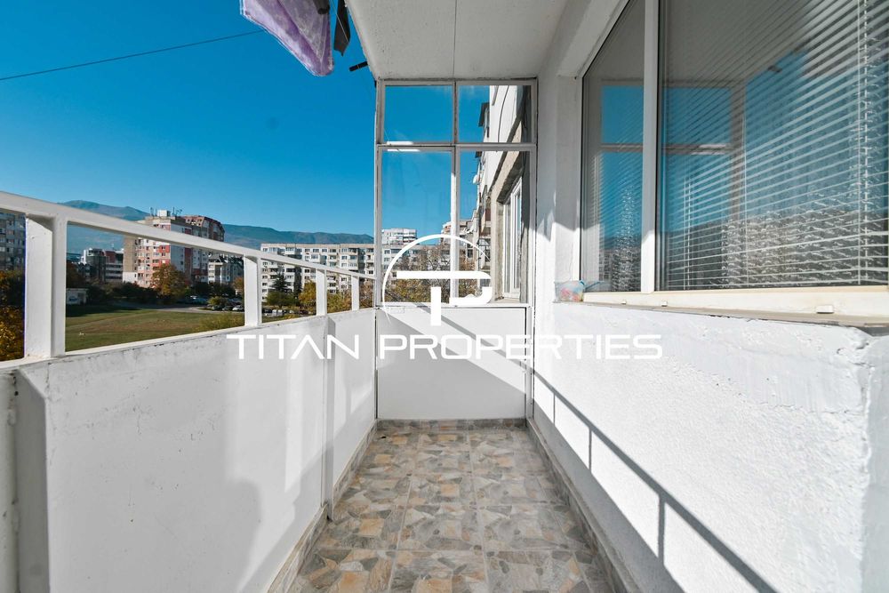 Дава се под наем Тристаен апартамент в София, Младост 4 - 96 кв.м за 765 € - Снимка #13