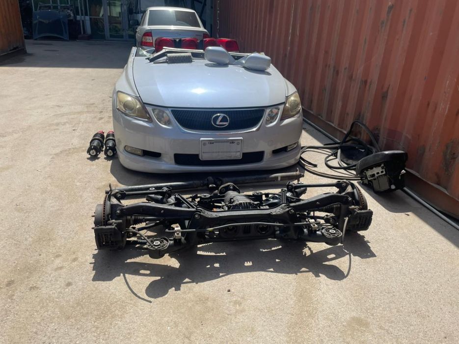 Амортизаторы Lexus Gs300 Gs350 Gs430