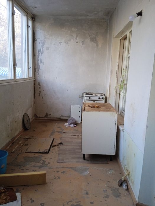 Юнусабад 4 квартал продажа 1/1/4