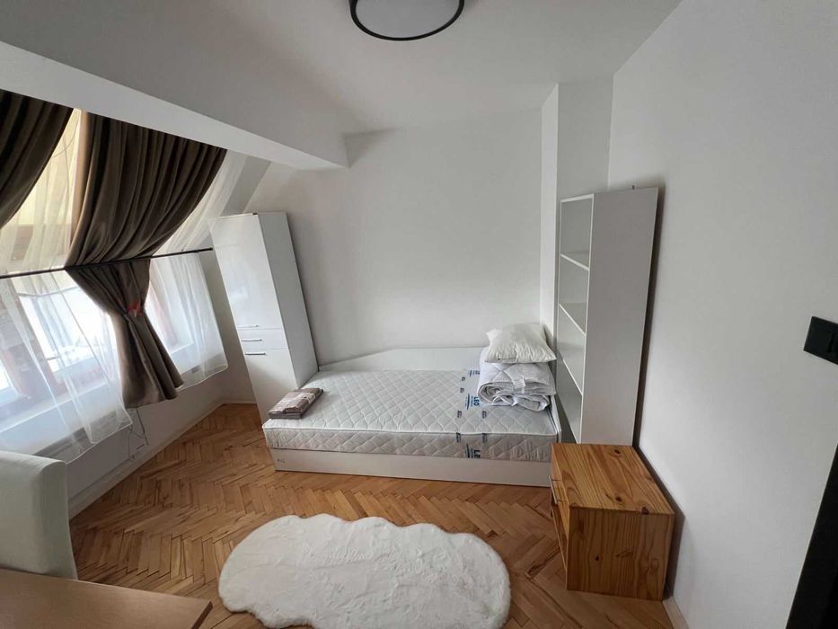 Дава се под наем Тристаен апартамент в София, Център - 90 кв.м за 797.64 € - Снимка #8