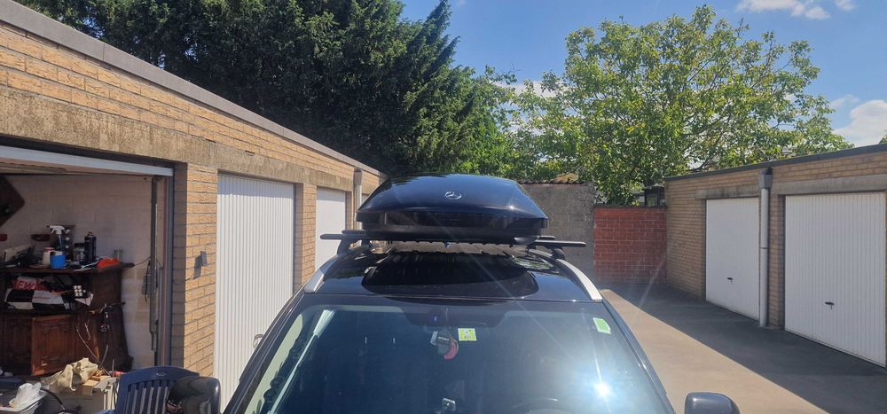 Mercedes -Benz-автобокс