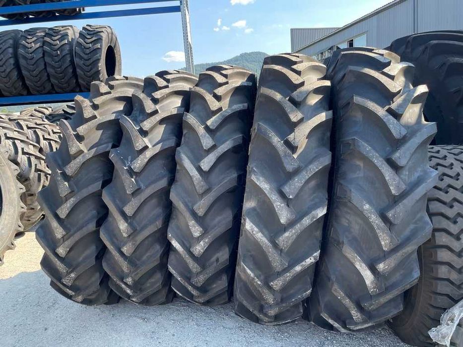 Cauciucuri noi marca BKT 14.00-38 cu 12 pliuri pentru tractor U650