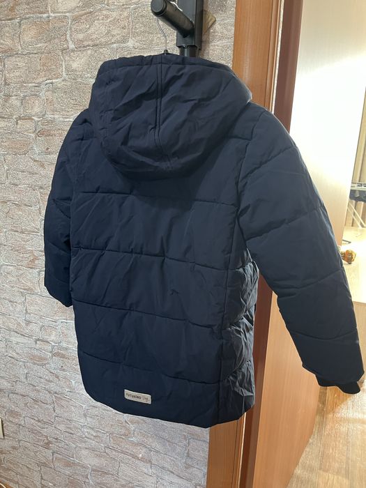 Продам куртку на мальчика