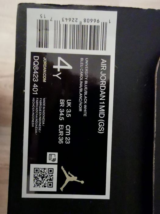 Vând Air Jordan 1 Mid University Blue