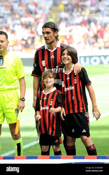 Футболна фланелка на Малдини #Милан#ретро модел 2009!