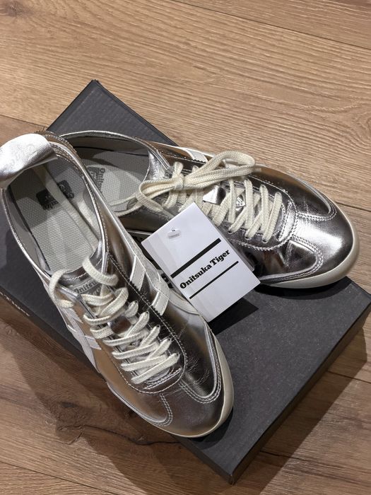 Продам оригинал кроссовки Onitsuka Tiger