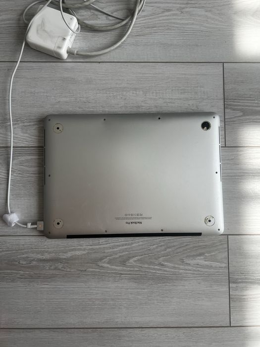Mac book pro 13inch (2014 года)