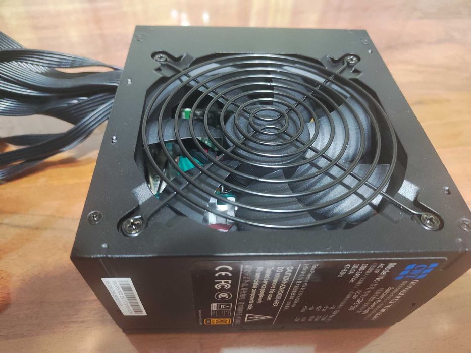 Продавам захранване CWT 750W 80+ Gold (Channel Well Technology)