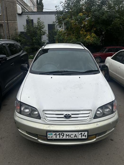 Продам ипсум тойота