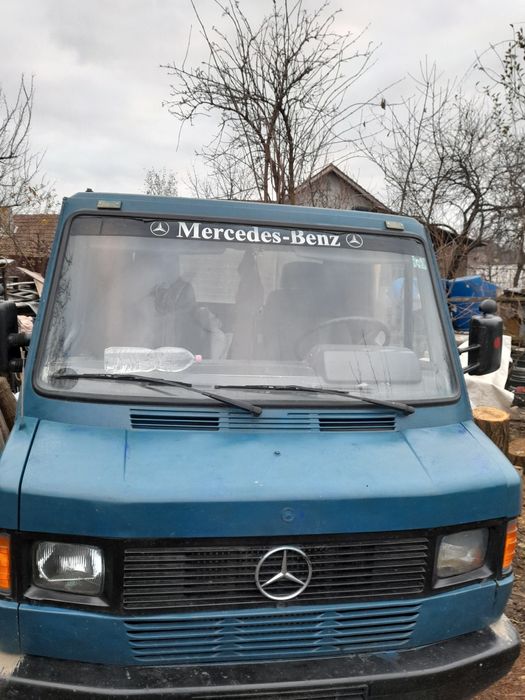 Vand mercedes benz vario basculabil 3 parti ,3,5 t original di