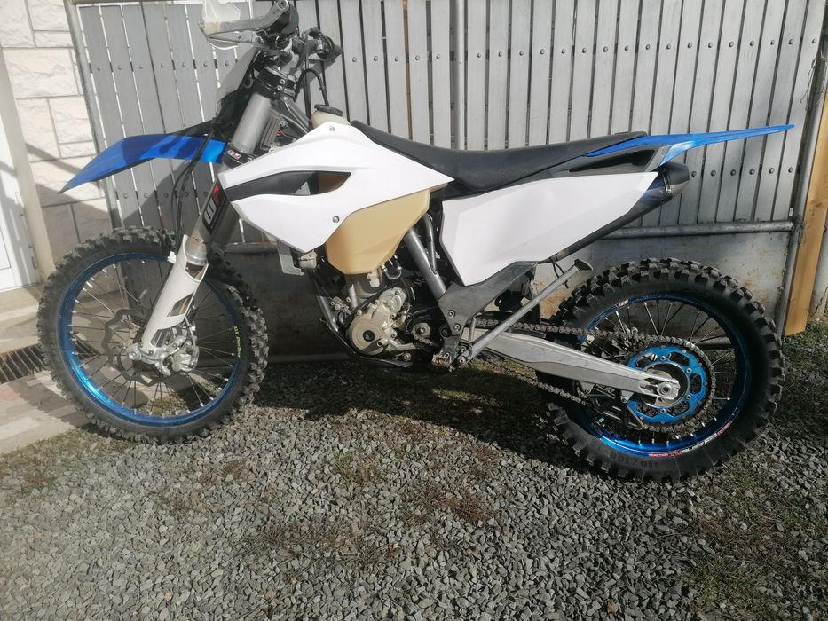 Motocicleta Huzaberg, KTM. 350 exc-e 4 T