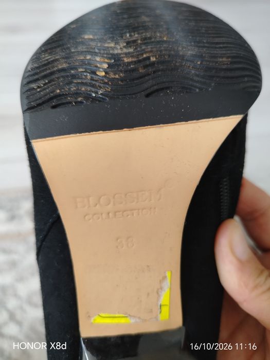 Продам туфли и сапоги