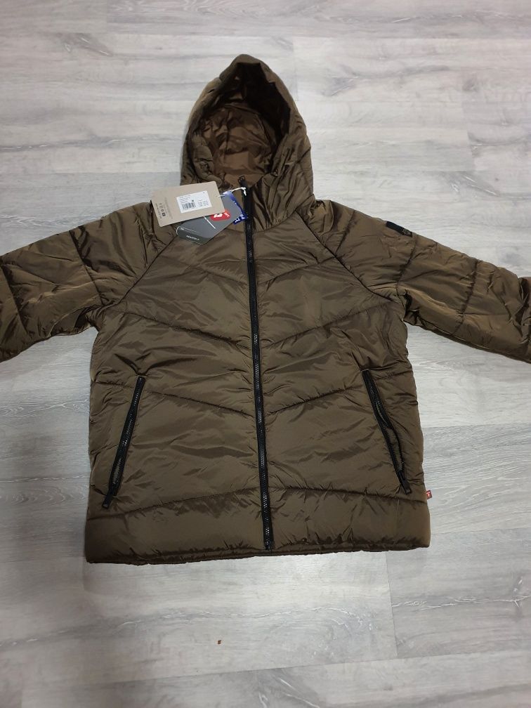 Jack Wolfskin Primaloft Men M Deva OLX.ro