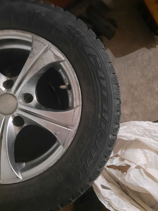 Зимняя резина с диском р15
