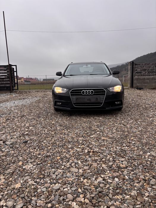 Dezmembrez Audi A4 B8.5 2014 2.0 TDI 140cp cod motor CJC