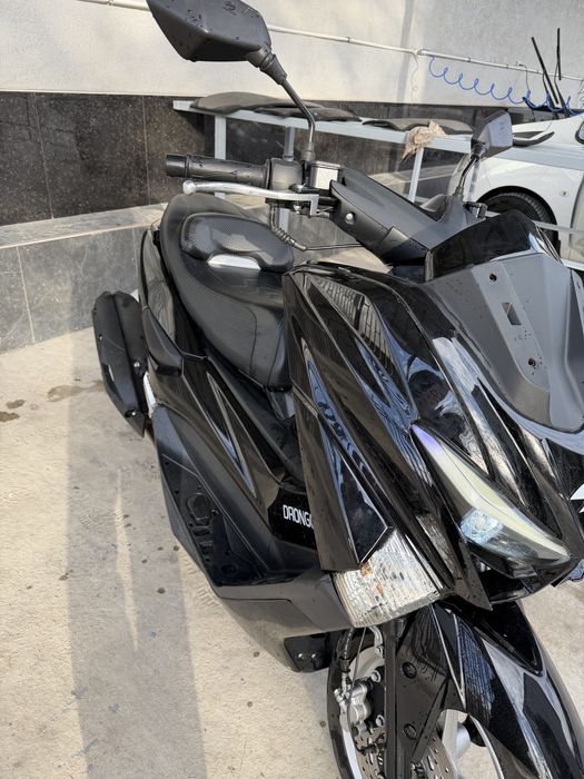 Skuter sotiladi , DRONGO , holati ideal!